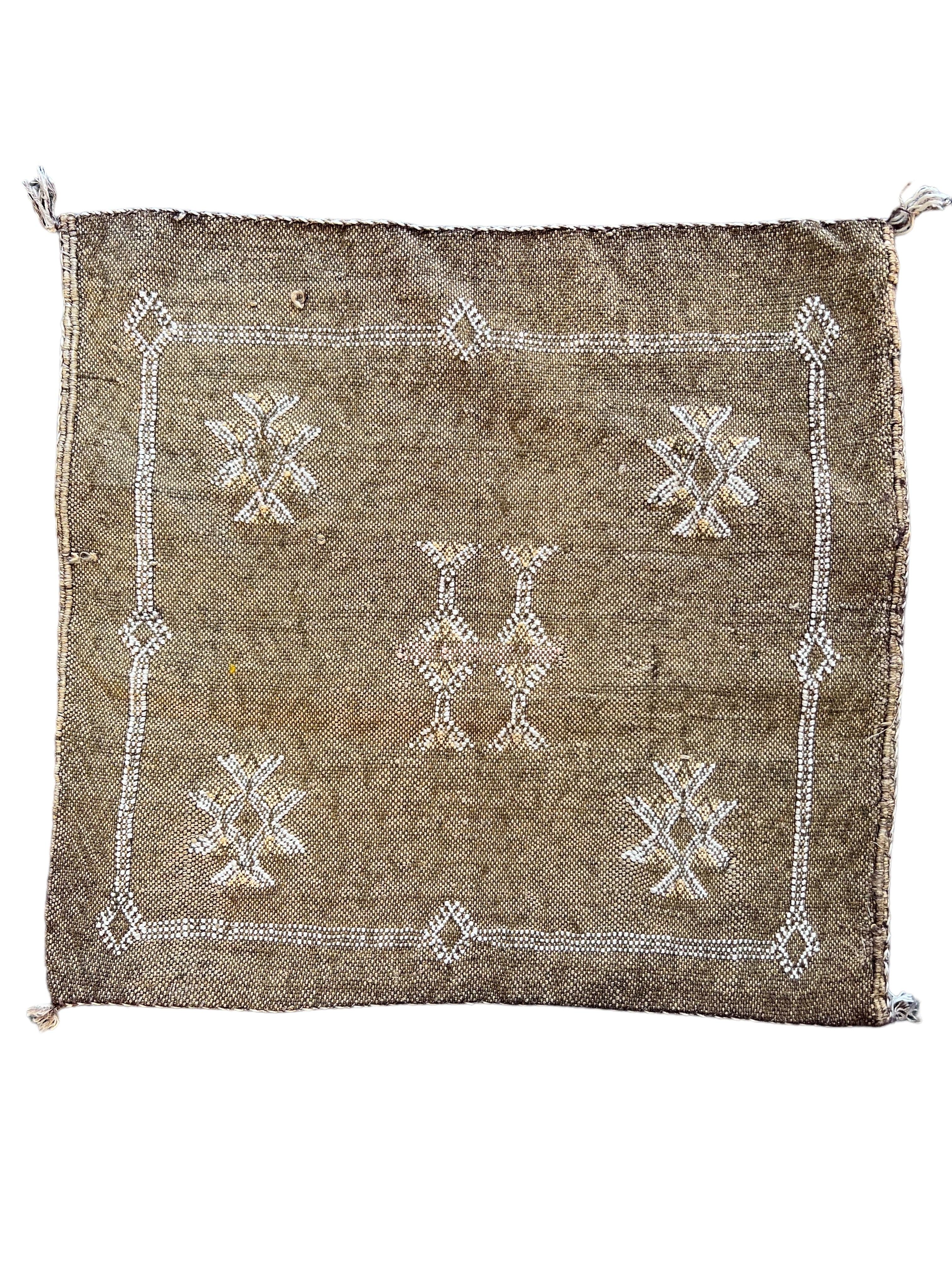 Moroccan Cactus Silk 50x50cm | Brown